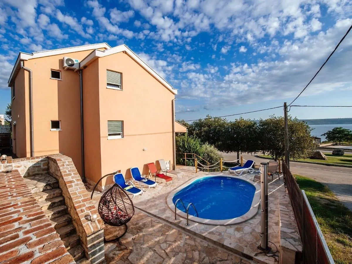Splendid Holiday Home In Jasenice Maslenica