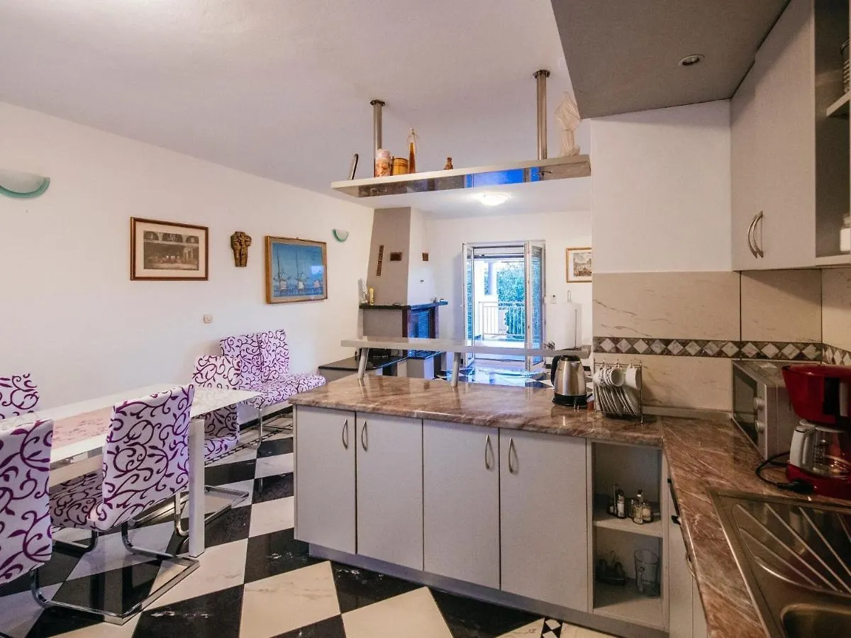 Splendid Holiday Home In Jasenice Maslenica 0*,